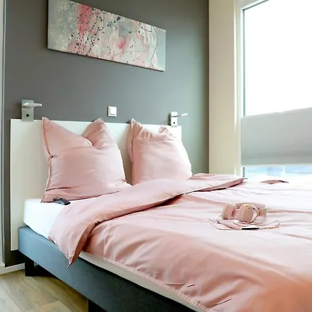 Coastal Comfort With Terrace *