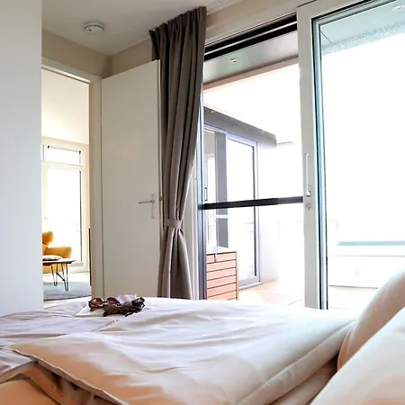 Coastal Comfort With Terrace *