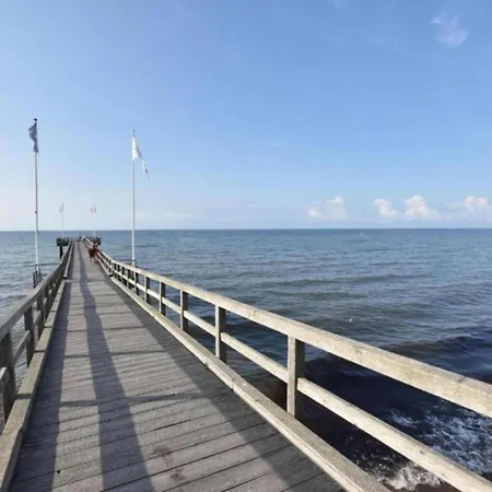 Botel Coastal Comfort With Terrace